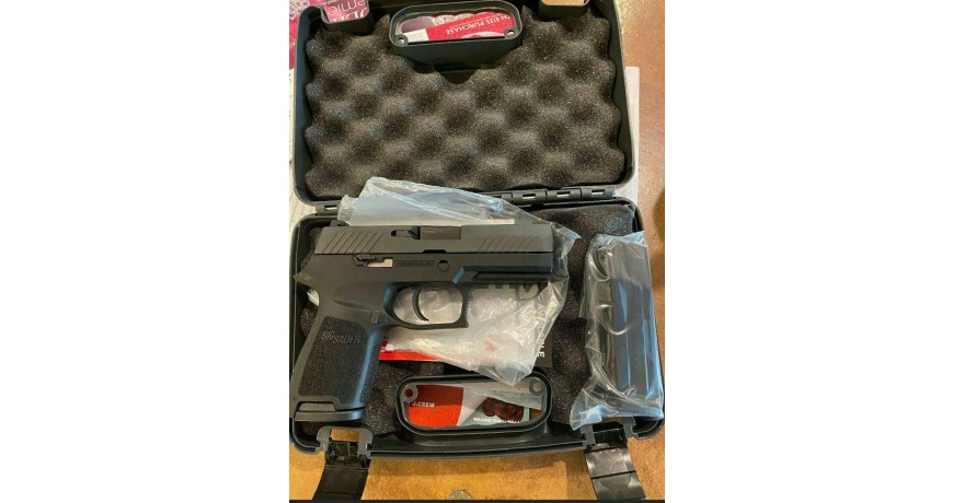 Pistol, Ammo, Glocks