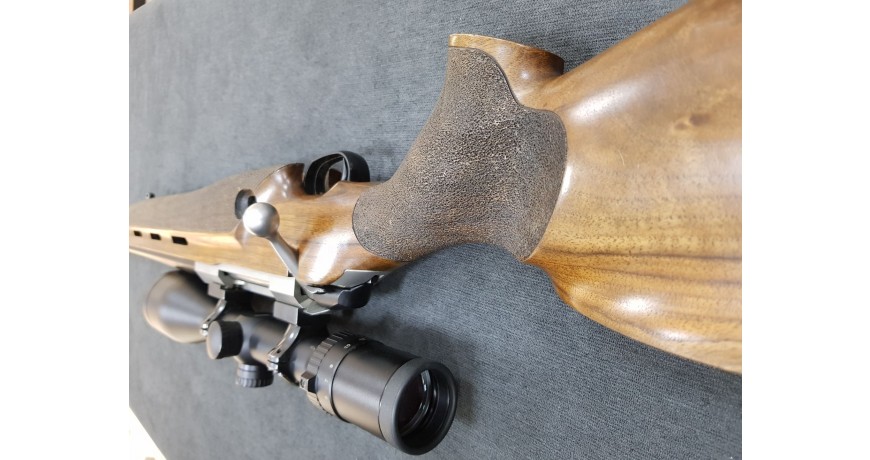 Sztucer Tikka M695 kal.7RM z lunetą Meostar R1 3-12x56