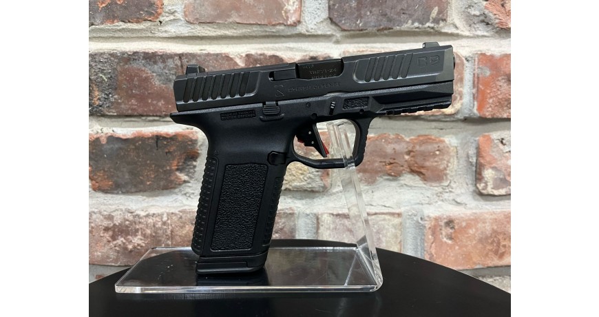 Pistolet System Defence C9 kal. 9×19