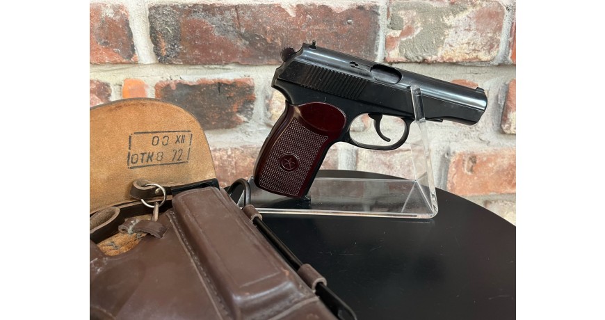 Pistolet Makarov 9x18 rok 1975